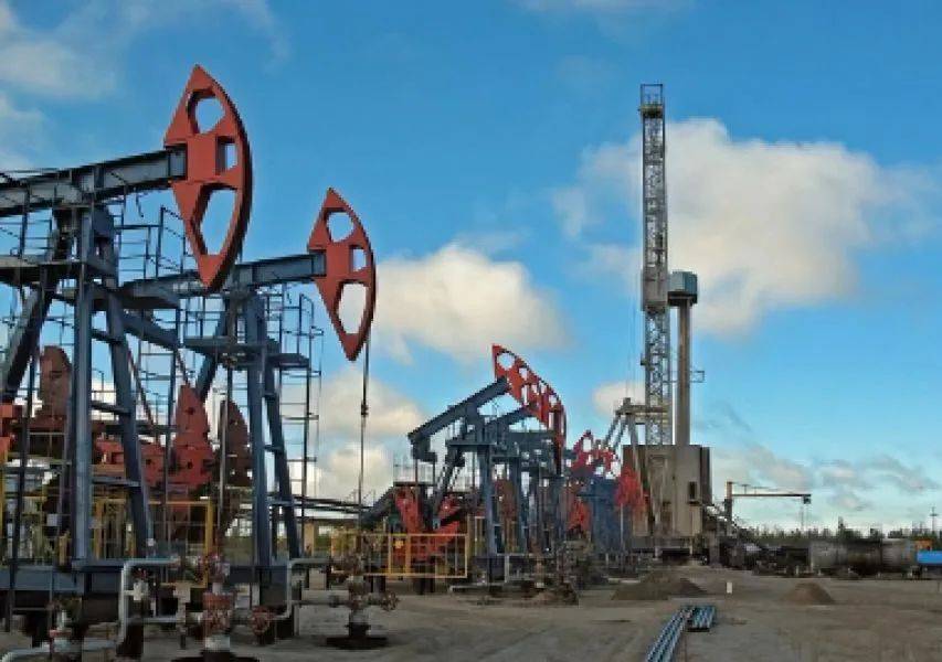 正版足球出租_中方不再为美买单正版足球出租，西方终于发现不对劲，2亿多桶石油运往中国