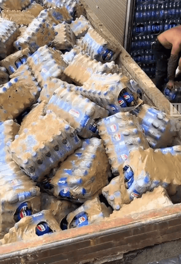 柬埔寨(女)vs菲律宾(女)_贵州从江一食品仓库被淹柬埔寨(女)vs菲律宾(女)，超50000瓶可乐被销毁！知情人：损失超400万，老板哭了一天