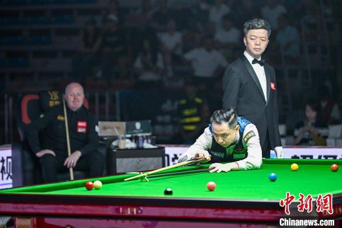 皇冠信用网登1_CBSA斯诺克巨星邀请赛：肖国栋5比2胜约翰·希金斯
