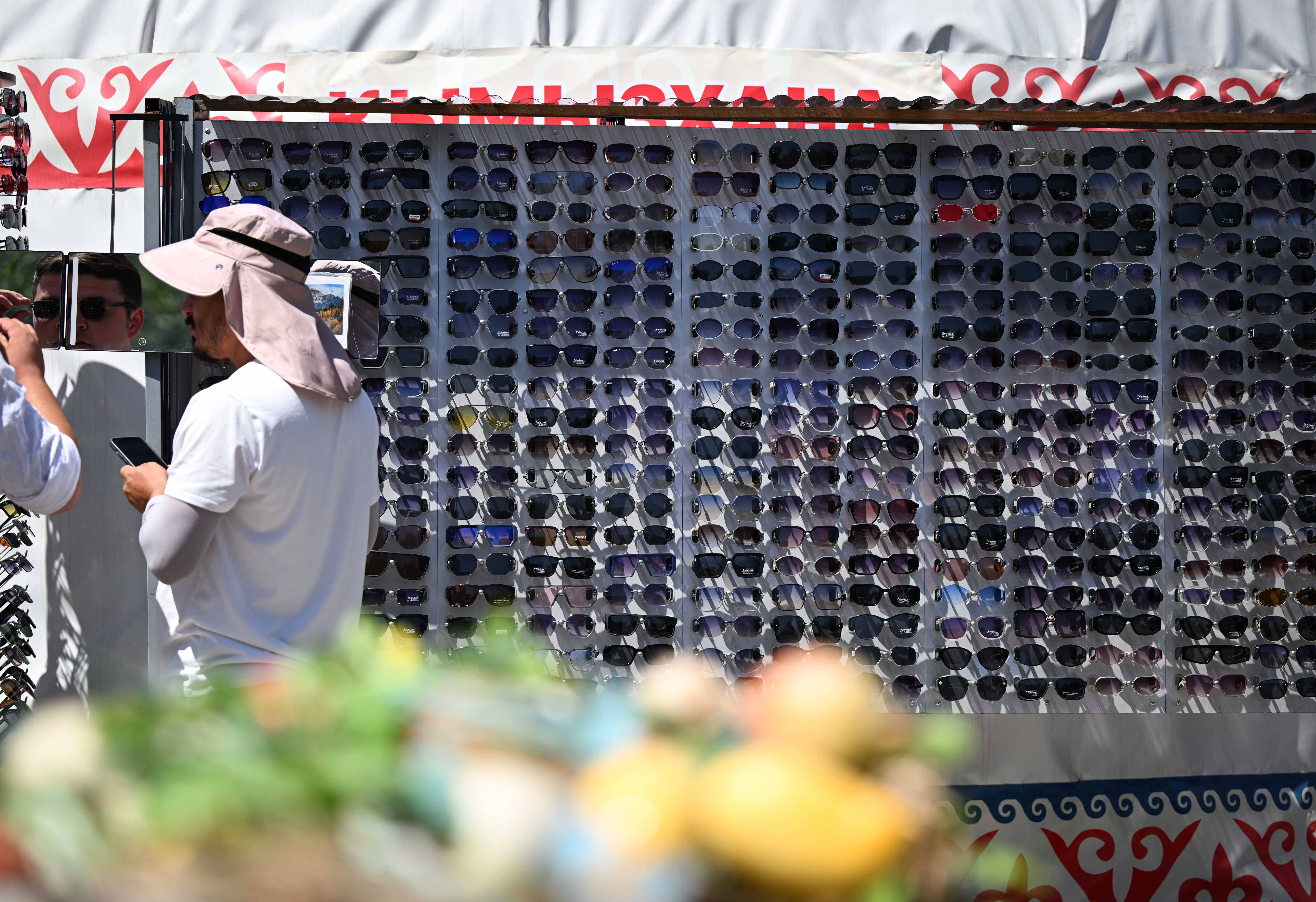 皇冠公司的代理怎么拿_哈萨克斯坦阿拉木图迎来高温天气