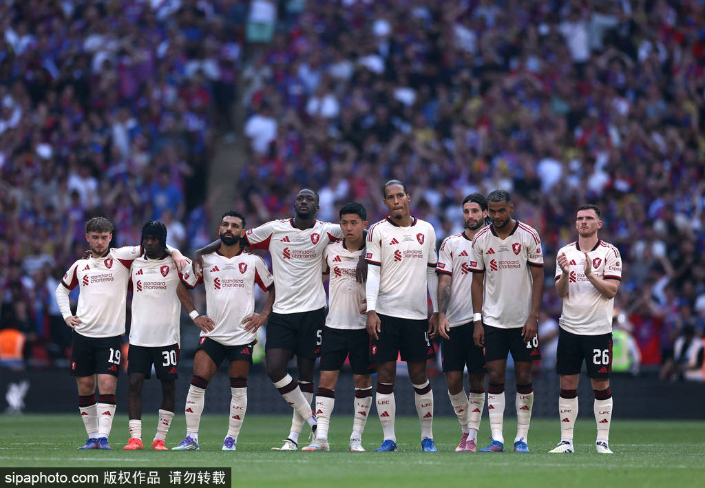 皇冠信用网代理_社区盾-埃基蒂克首球萨拉赫丢点 利物浦4-5水晶宫丢冠