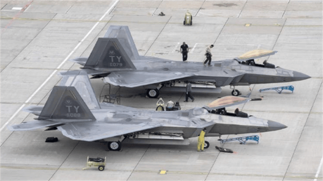 斯温登vs 哈洛贾特_过于落后可以展示？歼20大方展示斯温登vs 哈洛贾特，“野兽模式”强压F35一头