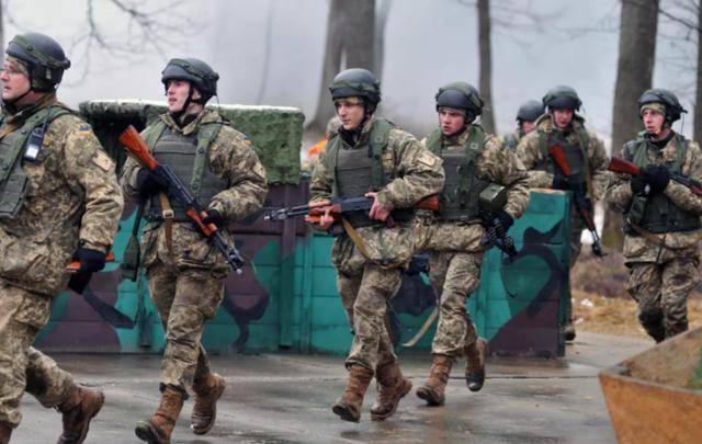 意大利甲组联赛_果然不服气：放行中欧班列后意大利甲组联赛，波兰又开第二枪，中国接下挑战书