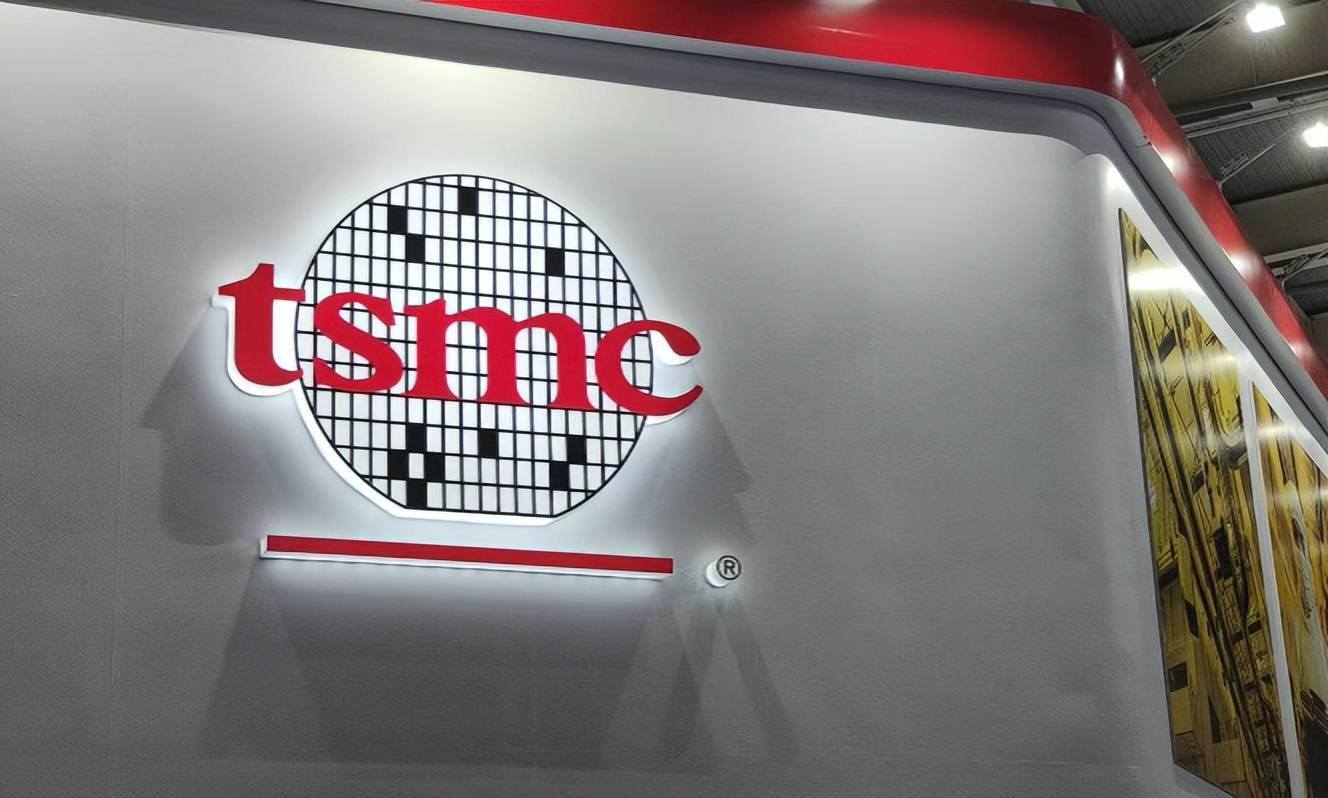 皇冠信用网怎么租_中方开始算总账皇冠信用网怎么租，直接甩出一张“王牌”，特朗普的关税闹剧落幕？半导体 100% 关税按下暂停