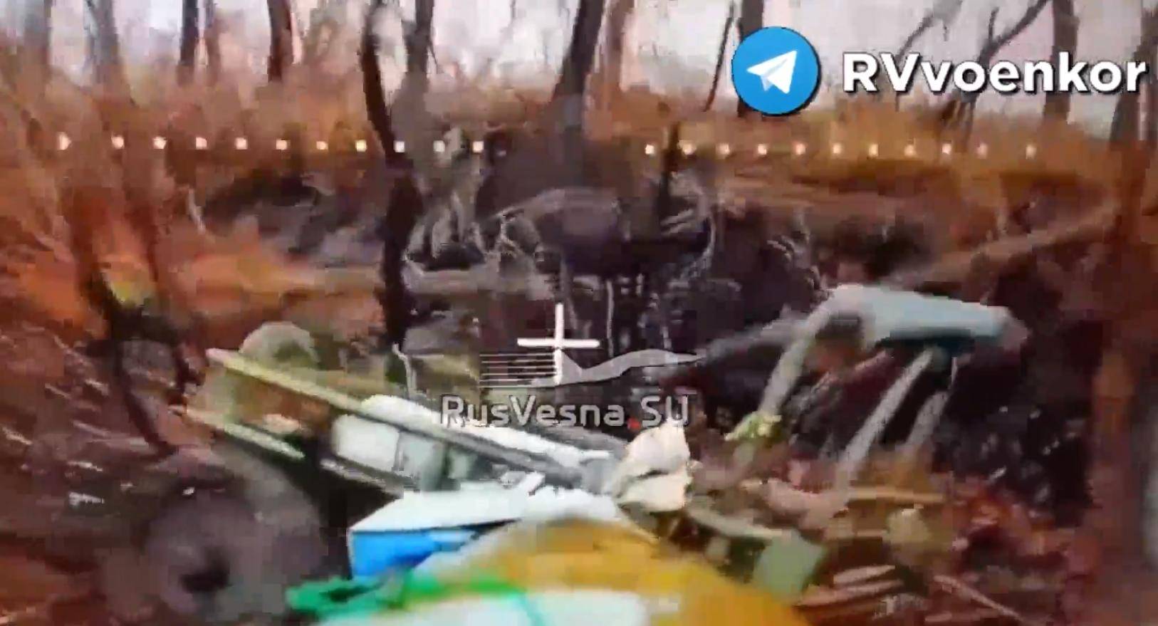 正版皇冠信用网代理_俄军被狠狠上一课：打假海马斯正版皇冠信用网代理，乌军藏地道，靠机器人无人机作战