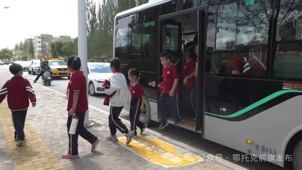 皇冠分红_多地相继实施“免费公交”：湖北武穴一年投入达3800余万元